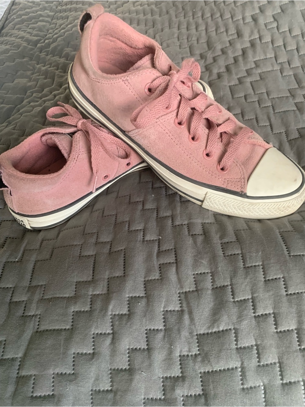 Converse Pink Suede Low-Top Sneakers - Comfor